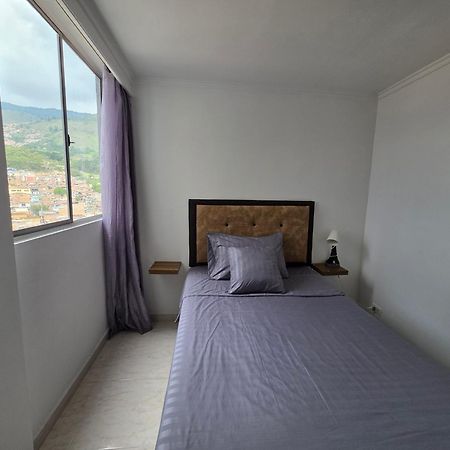 Apartamento Vistas Lindas Cerca Centro Меделин Екстериор снимка