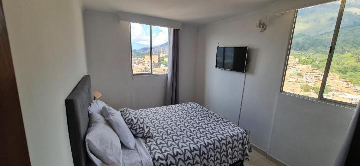 Apartamento Vistas Lindas Cerca Centro Меделин Екстериор снимка