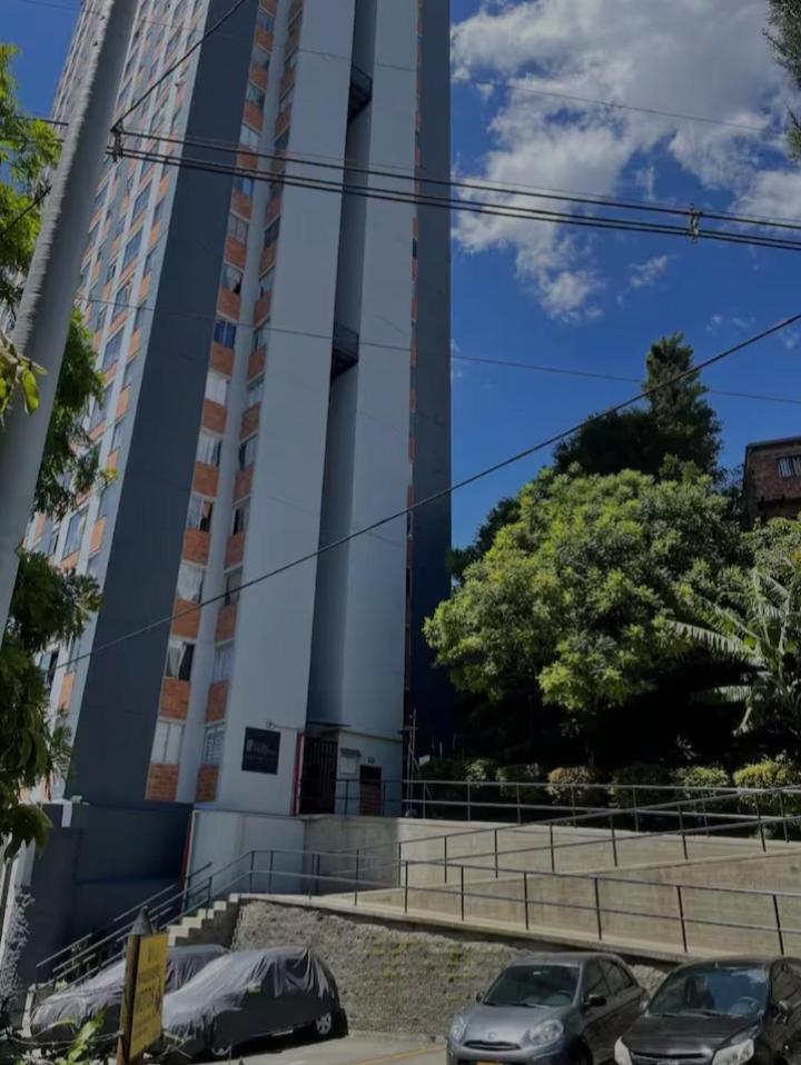 Apartamento Vistas Lindas Cerca Centro Меделин Екстериор снимка
