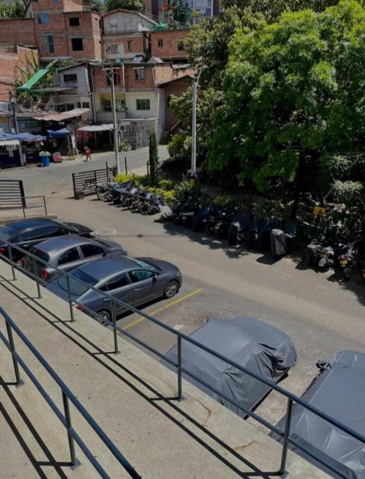 Apartamento Vistas Lindas Cerca Centro Меделин Екстериор снимка