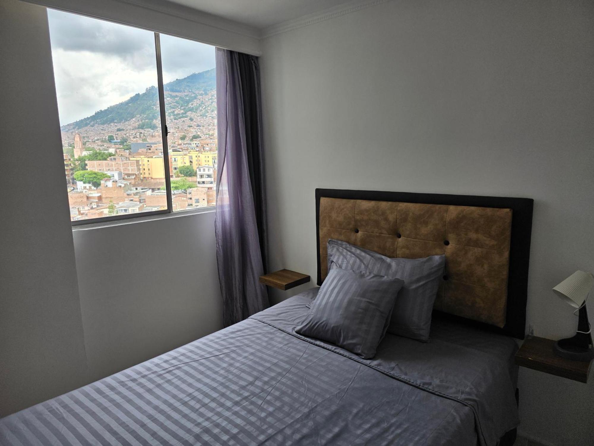 Apartamento Vistas Lindas Cerca Centro Меделин Екстериор снимка