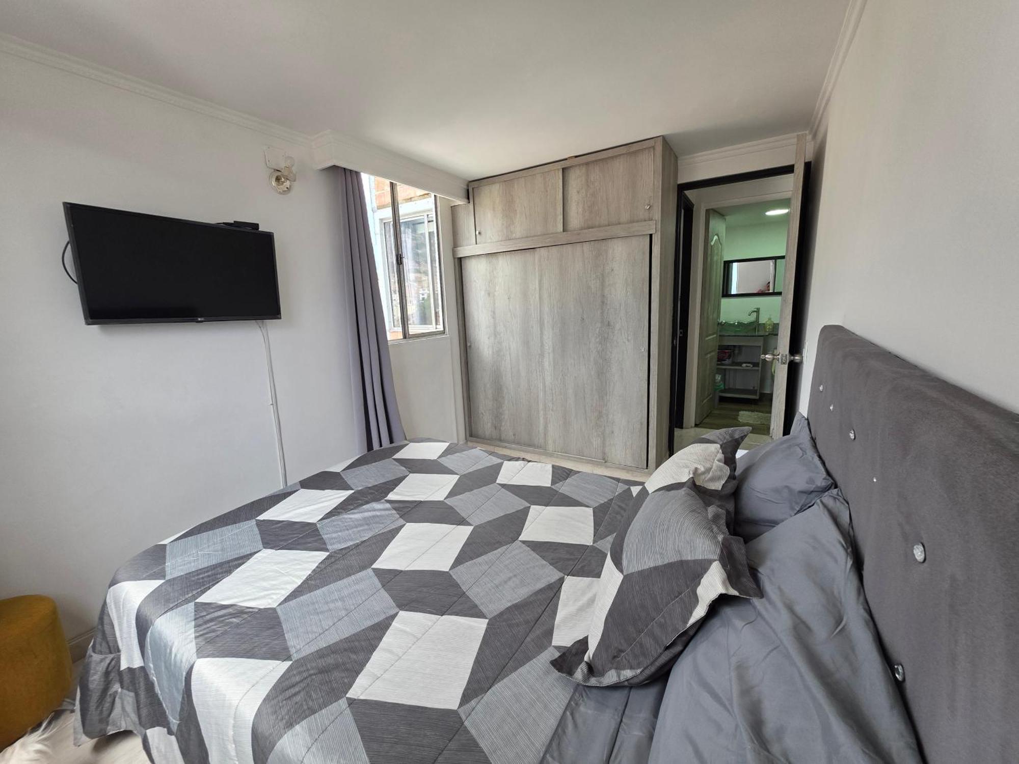 Apartamento Vistas Lindas Cerca Centro Меделин Екстериор снимка